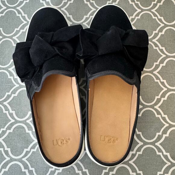 UGG Luci Bow slip-on mules black suede Women’s Size 8 Slides Minimalist Preppy - Picture 3 of 8